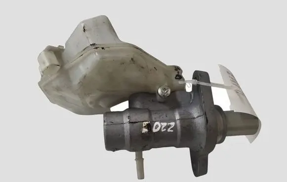 Land Rover Freelander 2 - LR2 Master brake cylinder 03350885571 03350885561