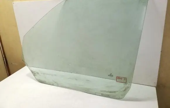 Volkswagen Transporter - Caravelle T5 Front door window/glass (coupe) 