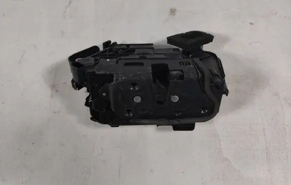 Skoda Kamiq Front door lock 5TB837016B