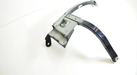 Audi A8 S8 D3 4E Front bumper mounting bracket 4E0821138F