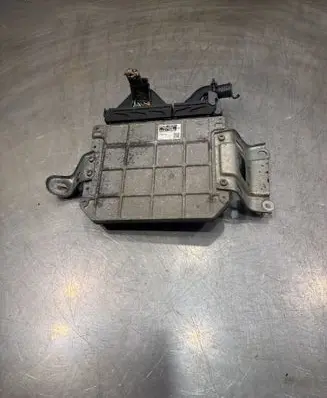Toyota Yaris Engine control unit/module 896610DB01 MB2754001830