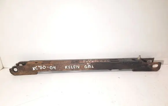 Volvo XC70 Rear control arm