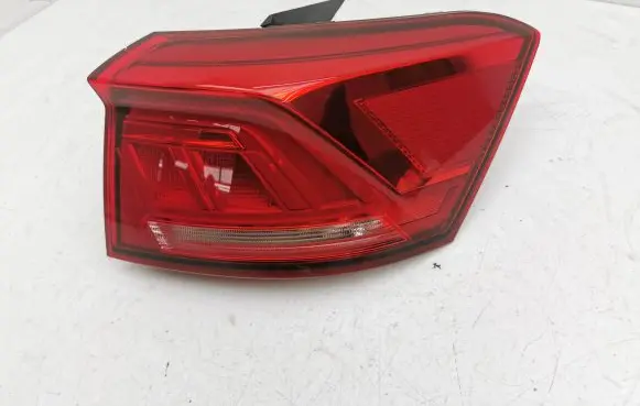 Volkswagen T-Roc Rear/tail lights 2GA945096