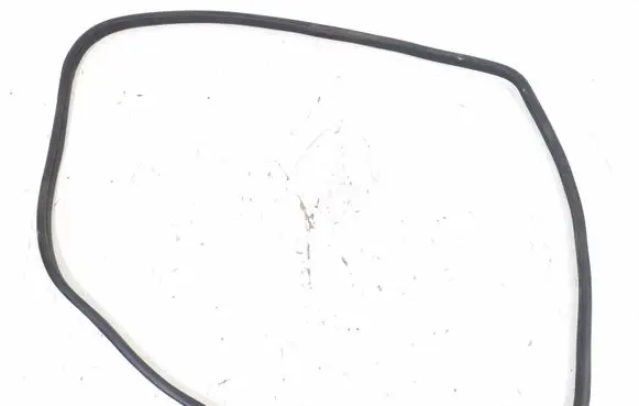 Mercedes-Benz GL X164 Rear door rubber seal (on body) A1646900876