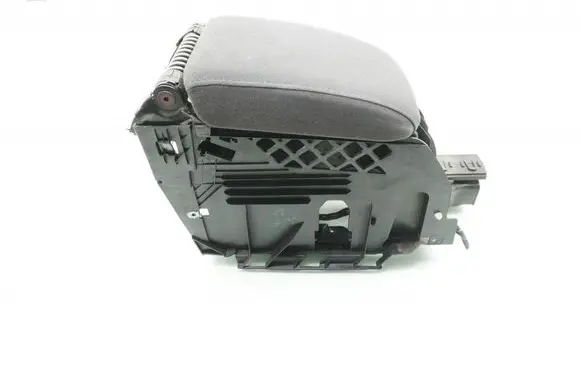 Volkswagen Golf V Armrest MMAUTKO18139