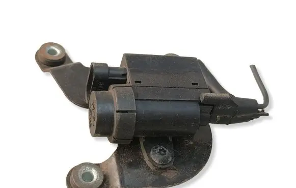 Jeep Grand Cherokee (WJ) Vacuum valve 53013014AA