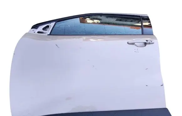 Toyota Aygo X Front door 