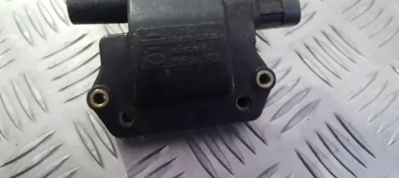 Nissan Sunny High voltage ignition coil 2243310g10 22433-10g10