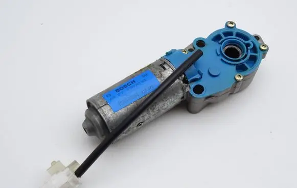 Land Rover Range Rover P38A Seat adjustment motor 0390201668 420379