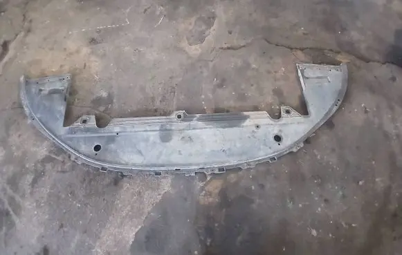 Volvo V70 Front bumper skid plate/under tray 30655172 BP3ED