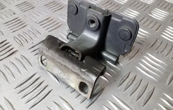 Jeep Grand Cherokee (WK) Tailgate/trunk/boot hinge