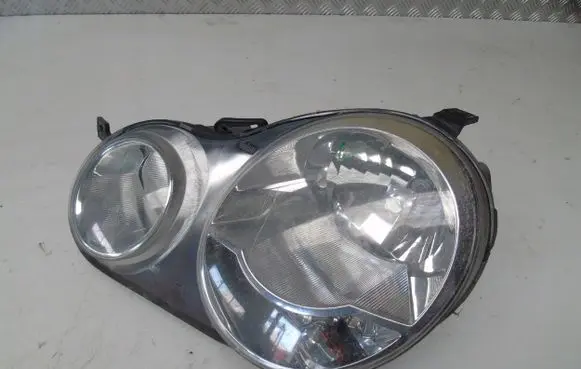 Volkswagen Polo Headlight/headlamp
