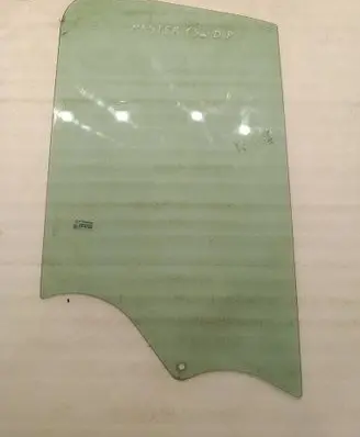 Renault Master III Front door window/glass (coupe) AS2M3232DOT682 43R001583