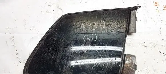 Volkswagen Touareg I Rear side window
