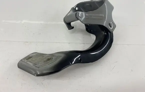 Audi Q5 SQ5 Tailgate/trunk/boot hinge 8R0827300