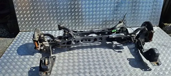 Volkswagen Tiguan Rear axle beam S25145366 3Q0505235AA