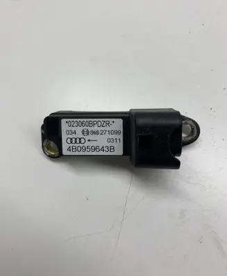 Audi A6 S6 C5 4B Airbag deployment crash/impact sensor 4B0959643B