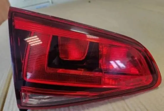 Volkswagen Golf VII Tailgate rear/tail lights 5G0945093AE