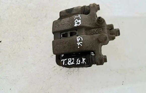 Honda FR-V Rear brake caliper