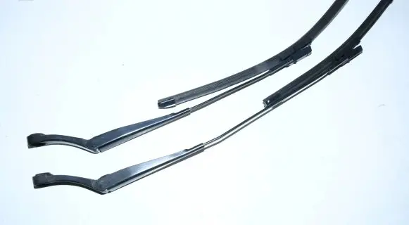 Peugeot 308 Front wiper blade arm 9677256280 9677256180