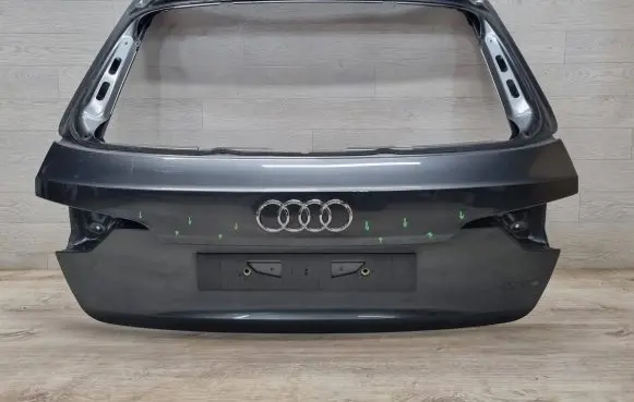 Audi A4 S4 B9 Tailgate/trunk/boot lid 8W9827337 8W9827338