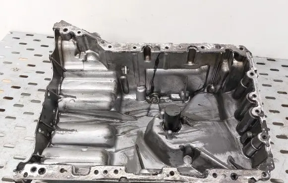 Mercedes-Benz CLA C117 X117 W117 Oil sump A6510140100
