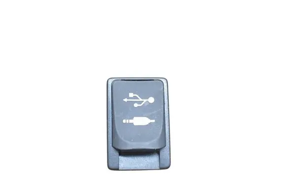 Toyota Verso USB socket connector 861900D030 113451 CALS00H1AE