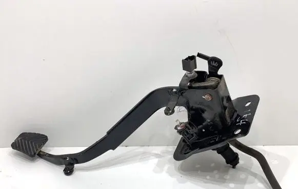 Mitsubishi ASX Pedal assembly 
