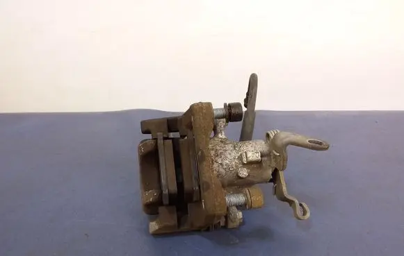Skoda Octavia Mk3 (5E) Rear brake caliper