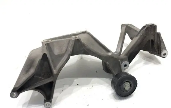 Volkswagen Touareg II Generator/alternator bracket 03H260087E