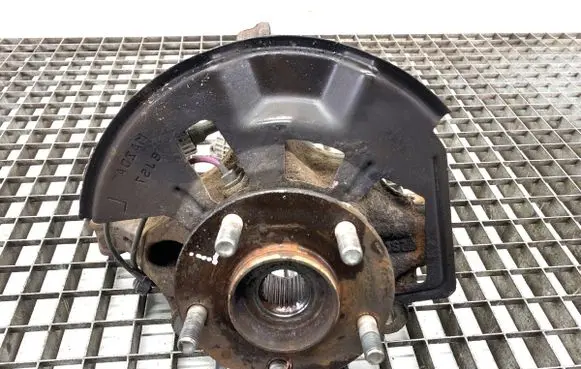Mazda 3 II Front wheel hub spindle knuckle 