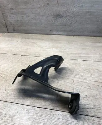 Opel Vivaro Power steering pump mounting bracket 996947948R 2816 453779