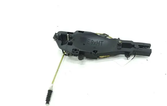 Rear door exterior handle/bracket