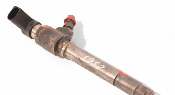 Fuel injector