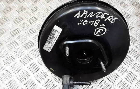 Renault Sandero II Brake booster 472103298r