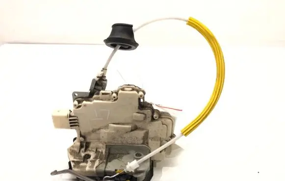 Seat Exeo (3R) Rear door lock 8E0839015AA