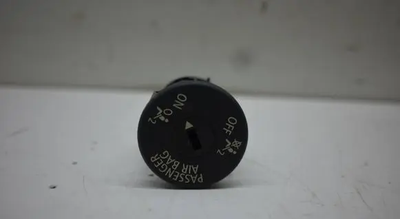 BMW 3 F30 F35 F31 Passenger airbag on/off switch 9196886