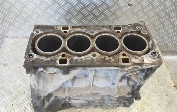 Ford Fiesta Engine block 8A6G6015AA 8A6G-6015-AA