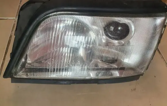 Audi A6 S6 C4 4A Headlight/headlamp 14050502 14050502LI