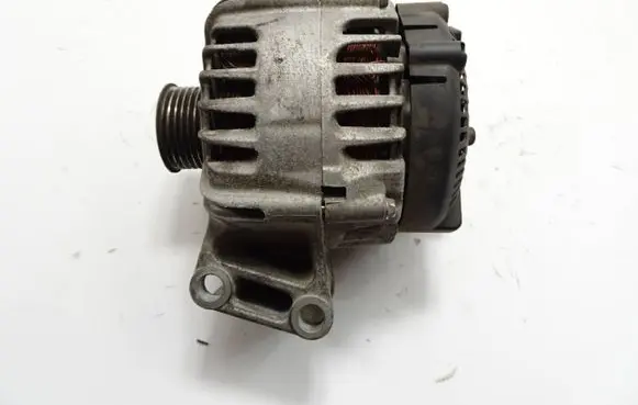 Ford Ka Generator/alternator CN1510300CB 2713863A TG12C266