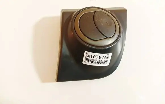 Chevrolet Aveo Dash center air vent grill