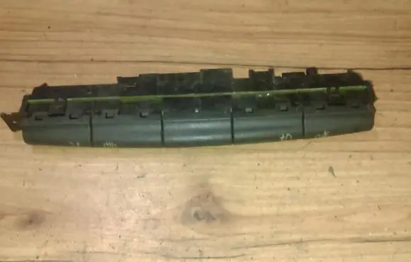 Fog light switch