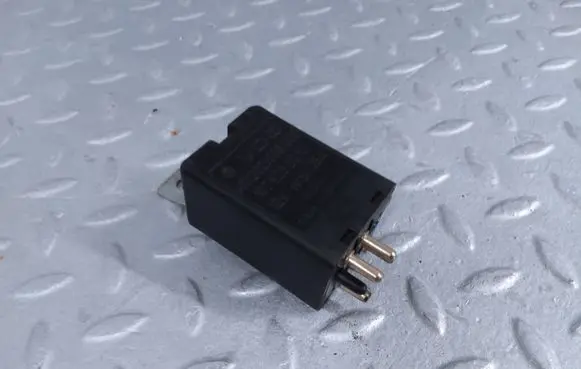 Mercedes-Benz 200 300 W123 Other relay 1078200010