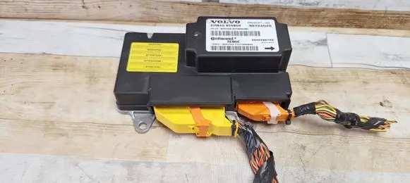 Volvo C30 Airbag control unit/module 30724045 00402957A5 007032600364