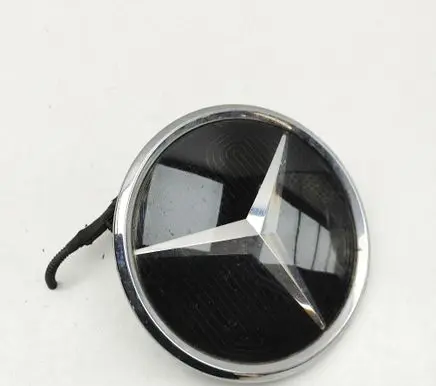 Mercedes-Benz CLS C257 Manufacturer badge logo/emblem A0008880000