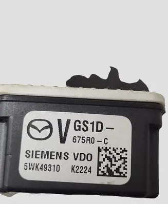 Mazda 6 Door control unit/module GS1D675R0C 5WK49310