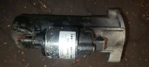 Audi A4 S4 B6 8E 8H Starter motor 038145702E