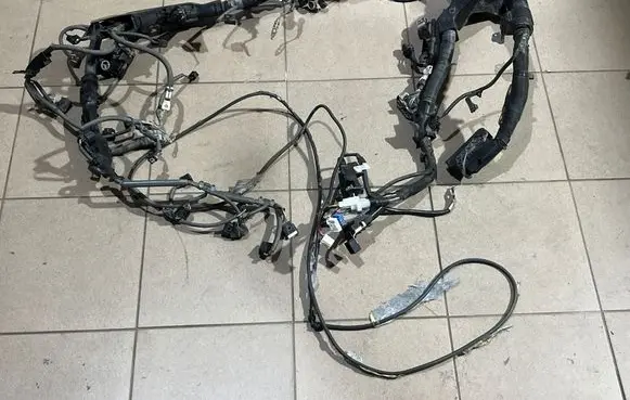 Toyota Highlander XU50 Engine installation wiring loom 8281508090