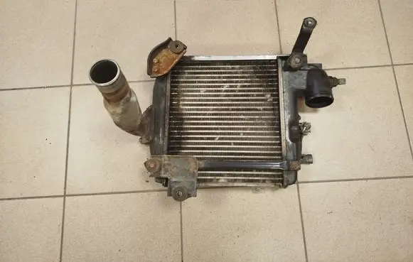 Toyota Land Cruiser (J120) Intercooler radiator