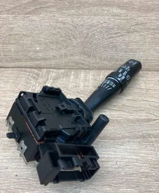 Toyota Corolla Verso AR10 Wiper control stalk 8465228640 173654